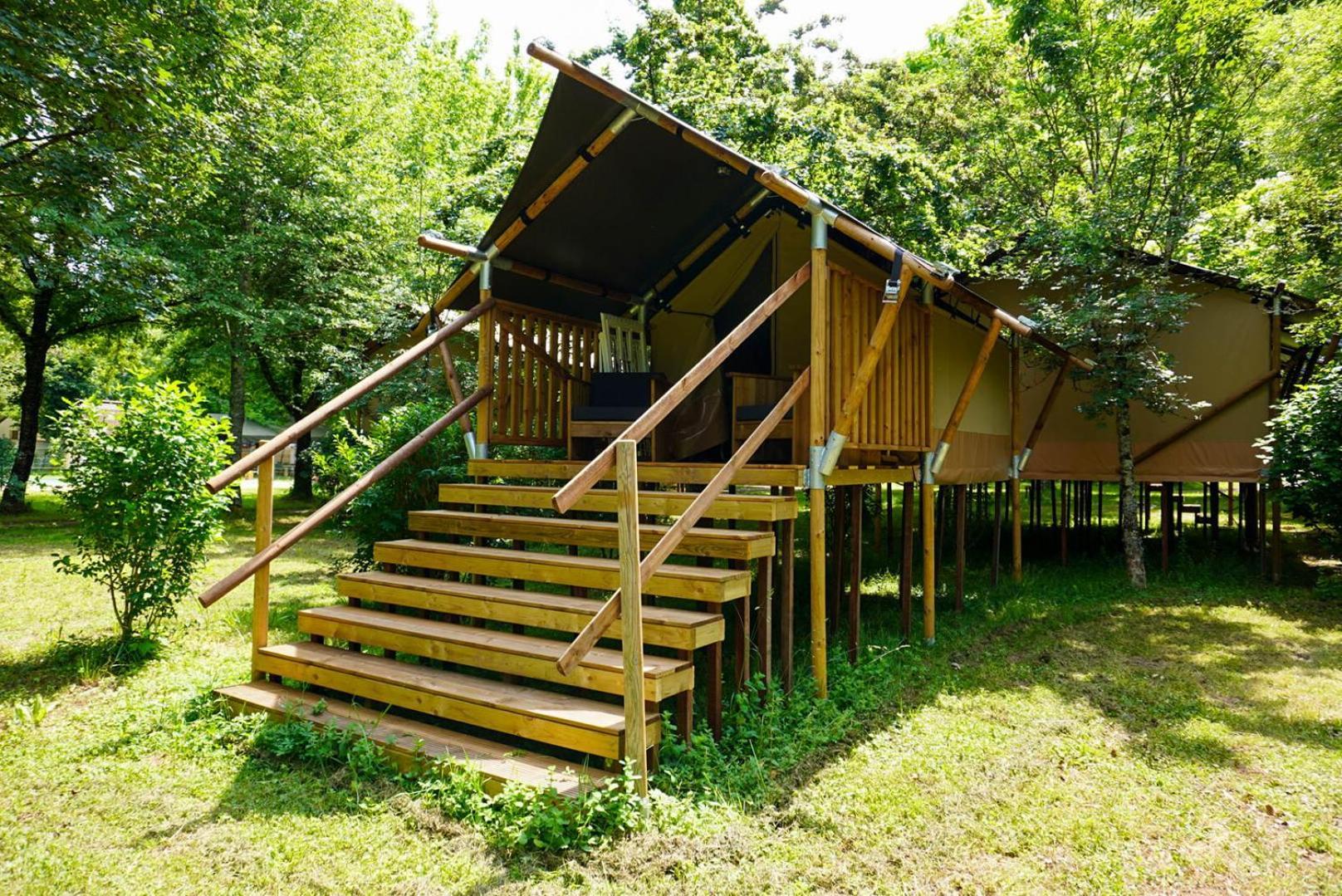 Camping Pittoresque Saint-Parthem Номер фото