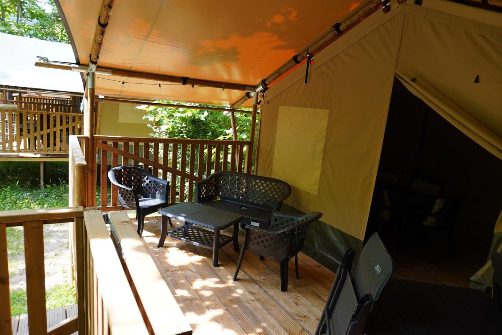Camping Pittoresque Saint-Parthem Номер фото