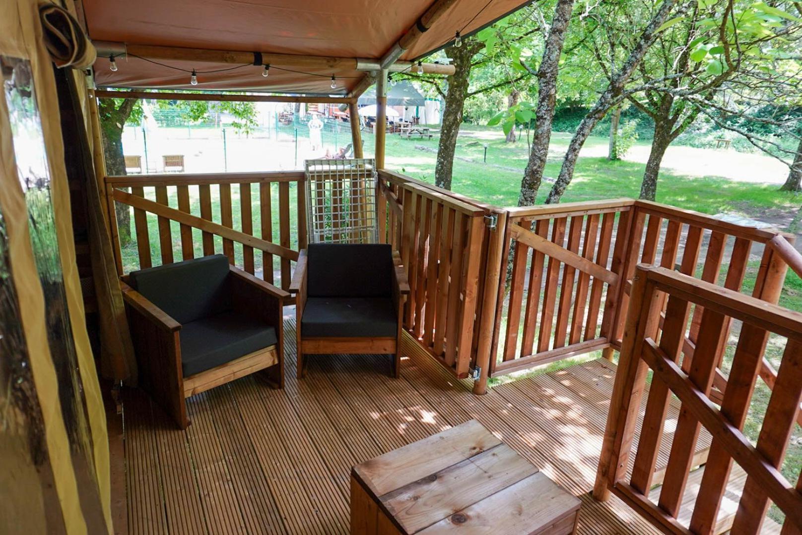 Camping Pittoresque Saint-Parthem Номер фото