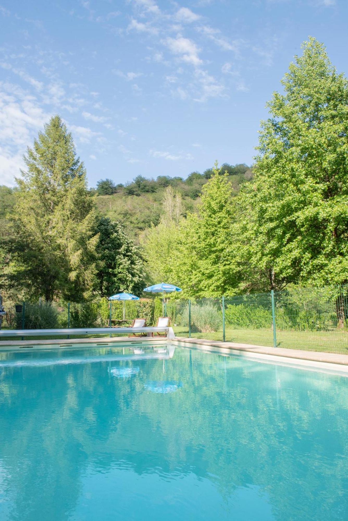 Camping Pittoresque Saint-Parthem Экстерьер фото