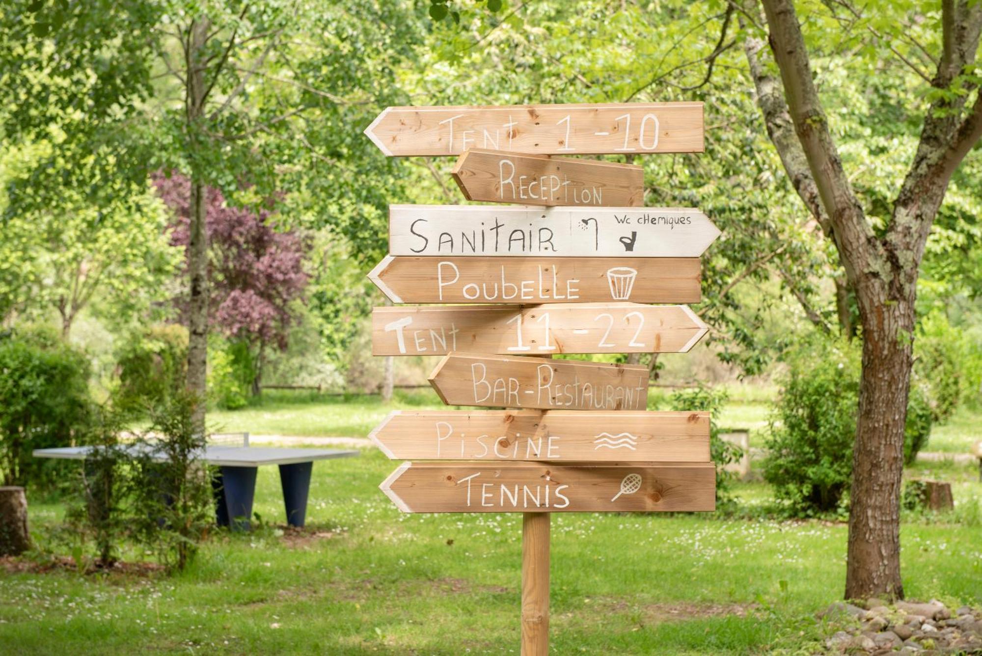 Camping Pittoresque Saint-Parthem Экстерьер фото