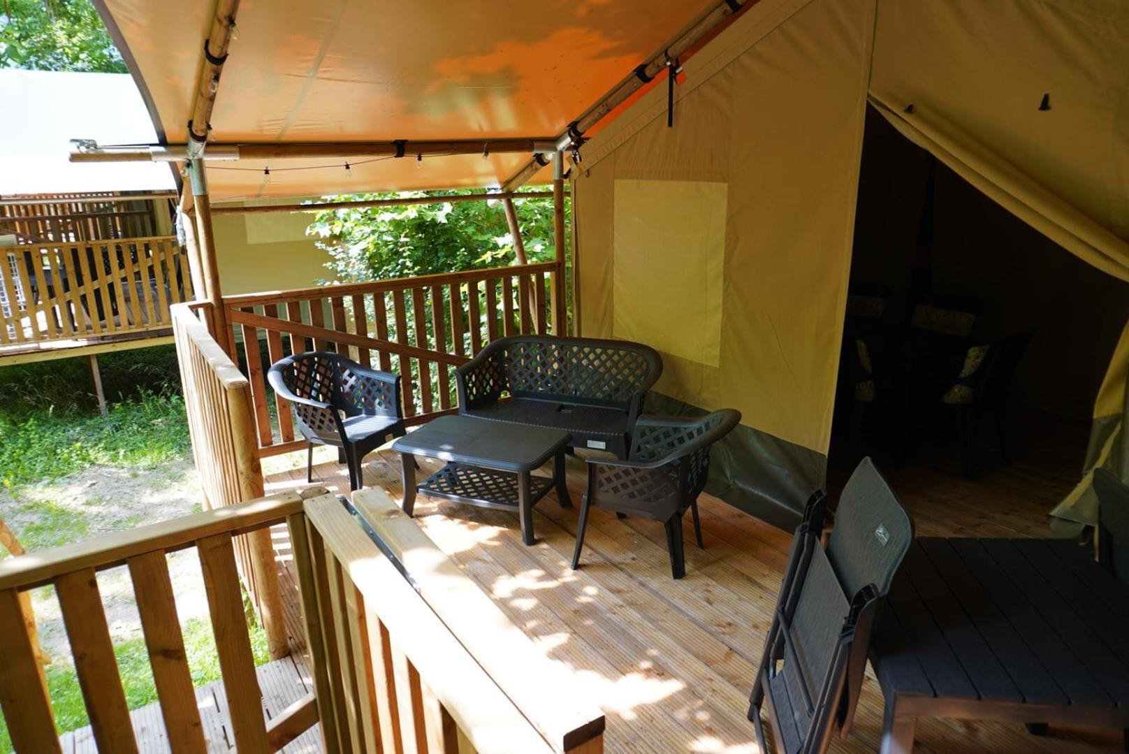 Camping Pittoresque Saint-Parthem Номер фото
